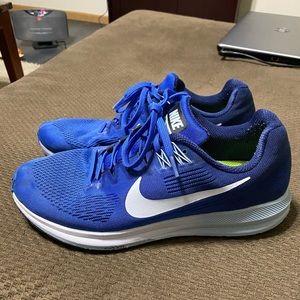 Men’s Nike Structure 20